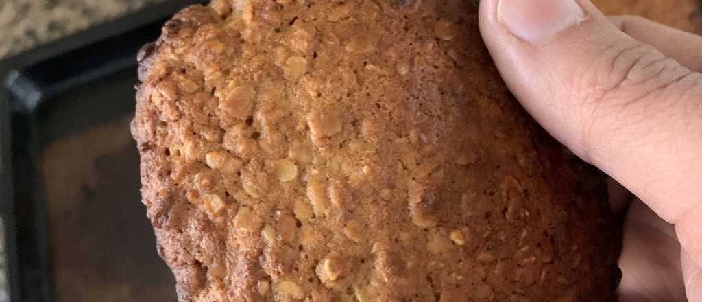 Cómo preparar unas deliciosas galletas de avena y miel en simples pasos
