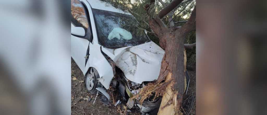 Una mujer polic&iacute;a se accident&oacute; sola en Lavalle