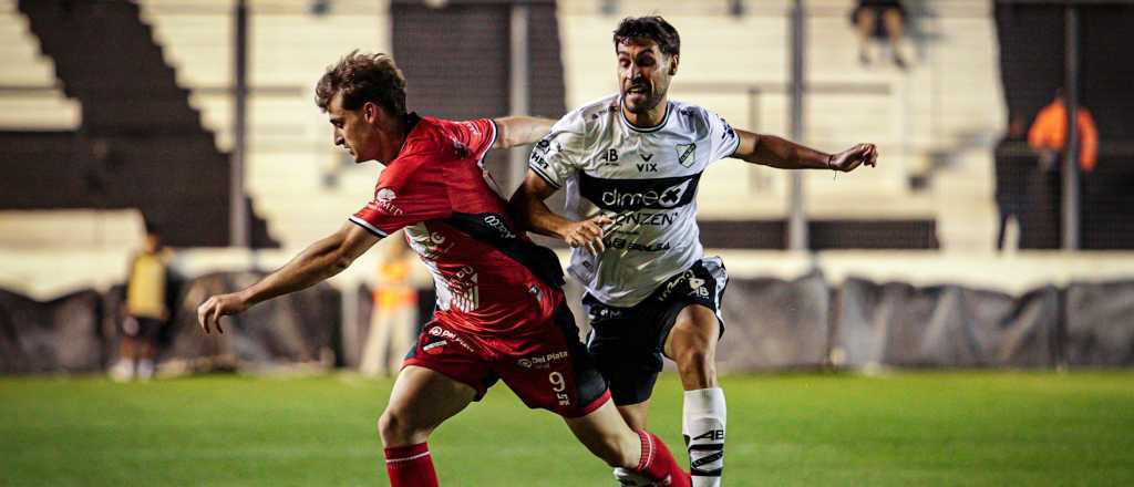 Maip&uacute; se trajo un punto ante All Boys y sigue en Reducido
