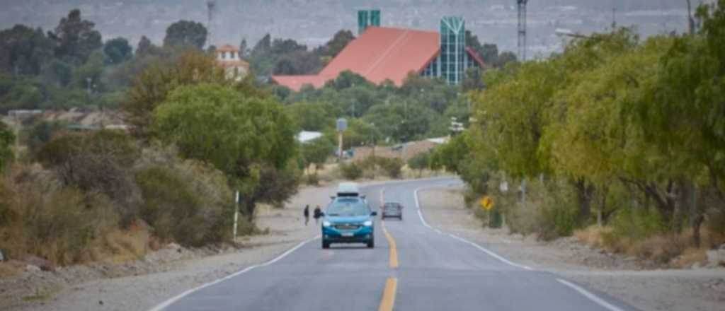 Fuerte reclamo de vecinos de El Challao por obras viales y falta de agua