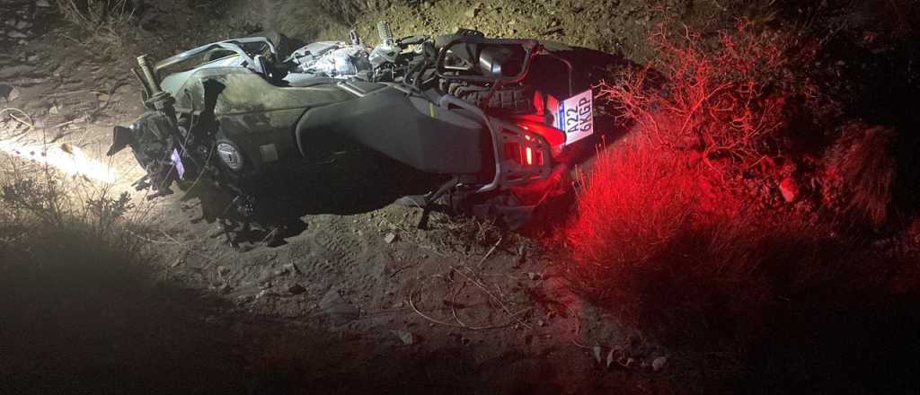 Un motociclista que viajaba de Chile a Malarg&uuml;e falleci&oacute; al caer en plena ruta