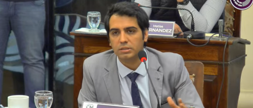 Miqueas Burgoa, el concejal que manejó ebrio, se fue de Cambia Mendoza