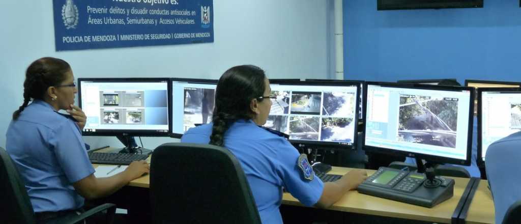 La UNCuyo convoca a estudiantes y graduados para trabajar en el 911