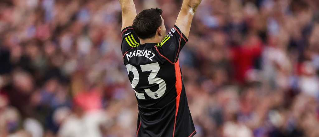 Video: atajada imposible del Dibu y Aston Villa se acerca a la Champions