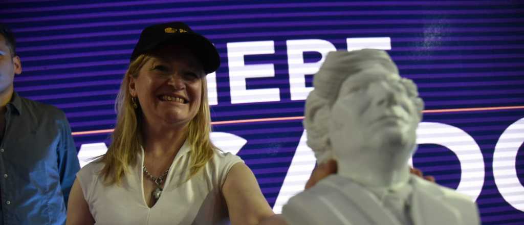 "Paso 1": Hebe Casado se desafilió del PRO