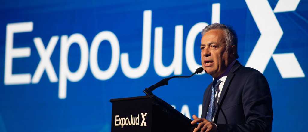 Cornejo en ExpoJud Latam: "La digitalización no es opción, es necesidad"