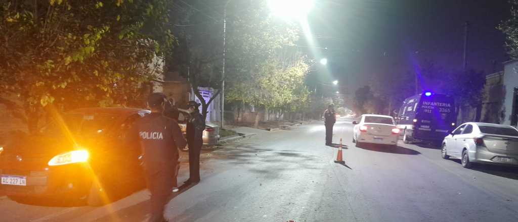 Ebrio y dormido al volante choc&oacute; contra un auto estacionado en Maip&uacute;