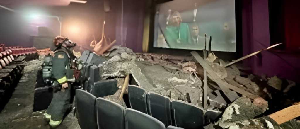 Video: fueron a ver Destino Final y el techo del cine les cay&oacute; encima