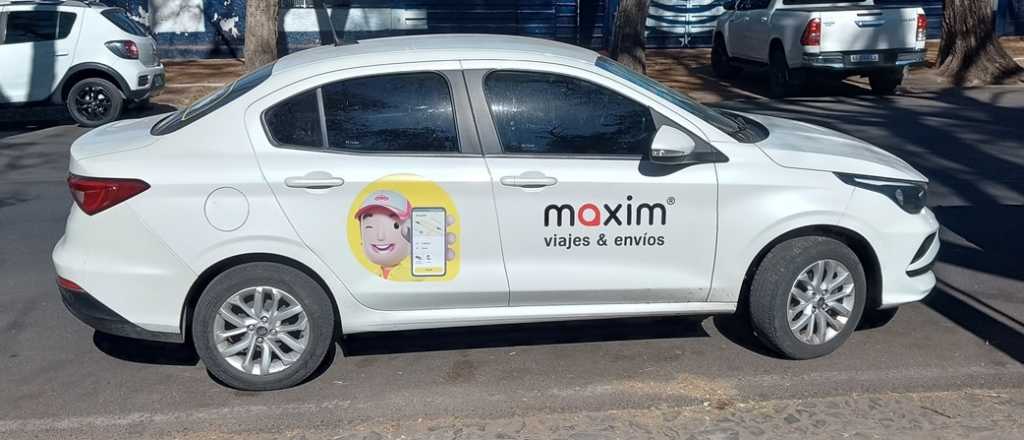 Amenazaron con un arma y le robaron el auto a un chofer de app en Las Heras