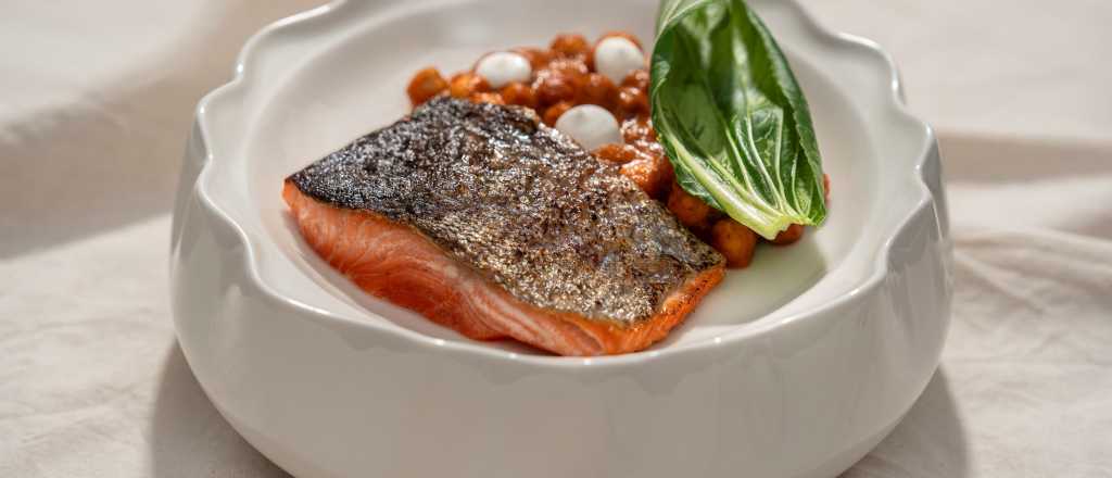 Cuánto cuesta comer en el Bistró más top de espumantes en Mendoza