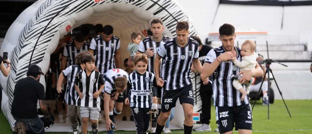 Gimnasia recibe a Chacarita en un partido clave: hora y TV