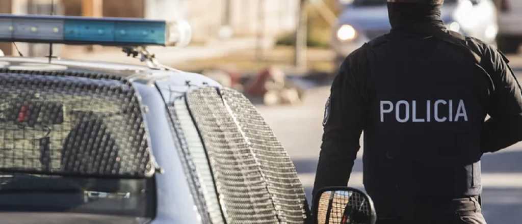 Guaymallén: se escondió en un cañaveral con un arma, pero fue detenido 