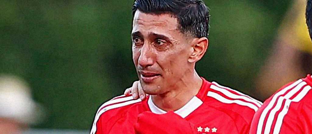 Video: el desgarrador llanto de Di María y el guiño de su esposa a Rosario Central