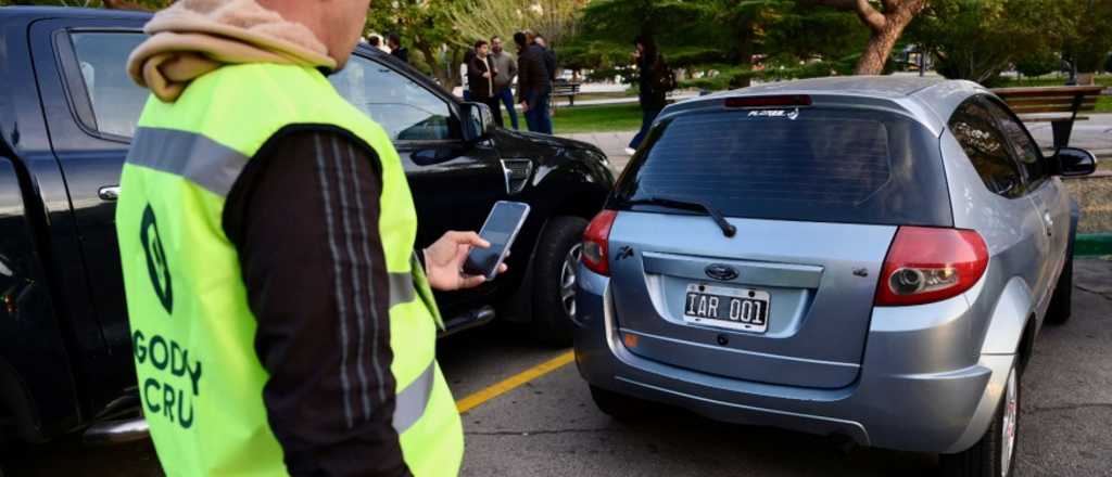 Comenz&oacute; el estacionamiento medido digital en Godoy Cruz