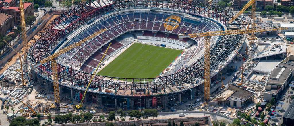 El césped ya está listo: impactantes imágenes del renovado Camp Nou