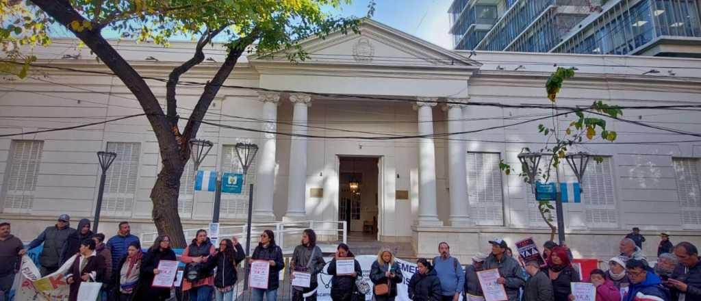 Mendocinos reclaman declarar la emergencia en discapacidad