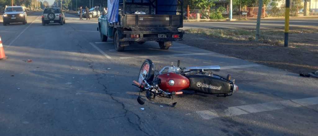 Choque entre una moto y una camioneta dejó dos heridos graves en Lavalle