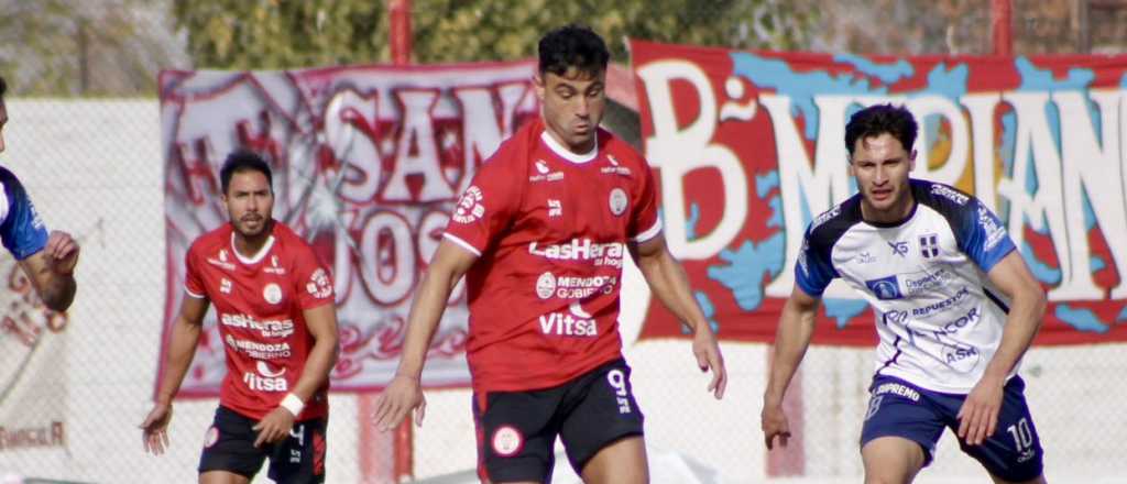 Huracán Las Heras cayó ante Atenas y dejó pasar una gran chance