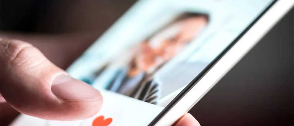 Una mujer fue raptada por un hombre que conoció en una app de citas