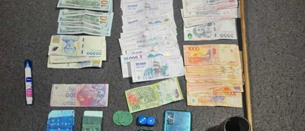 Descubren un casino clandestino en Mendoza: 22 detenidos y $14 millones