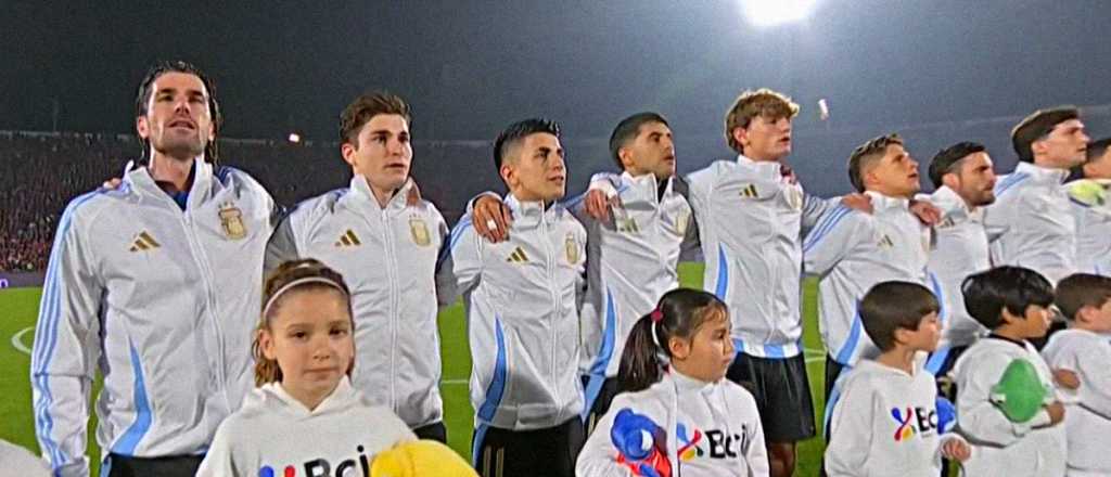 Video: tremenda silbatina de los chilenos contra el Himno de Argentina