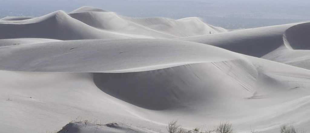 ¿Dónde queda el "Sahara argentino"? El desierto que enamora con sus dunas