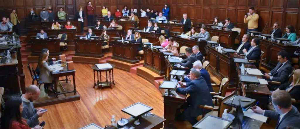 Diputados aprobó la reforma al Estatuto del Empleado Público