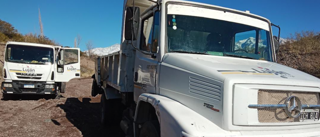 Detectan camiones de un municipio extrayendo áridos sin autorización