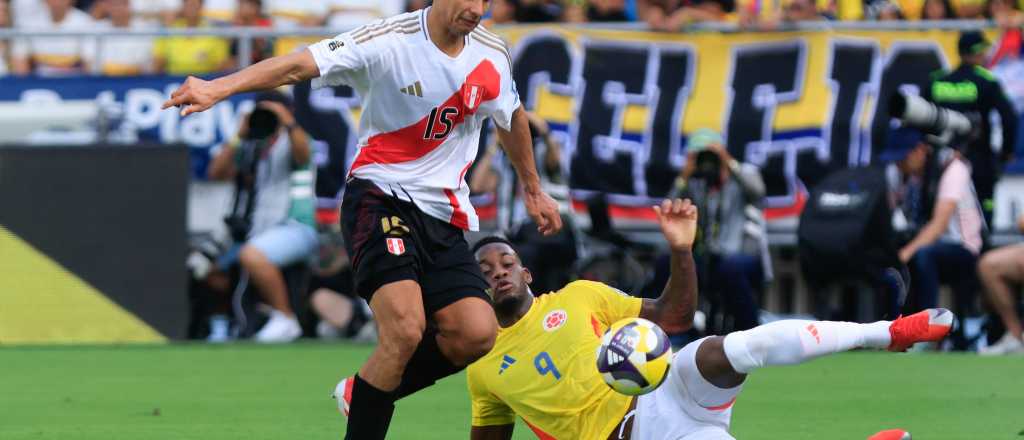 Per&uacute; y Ecuador se miden con realidades diferentes: hora y TV