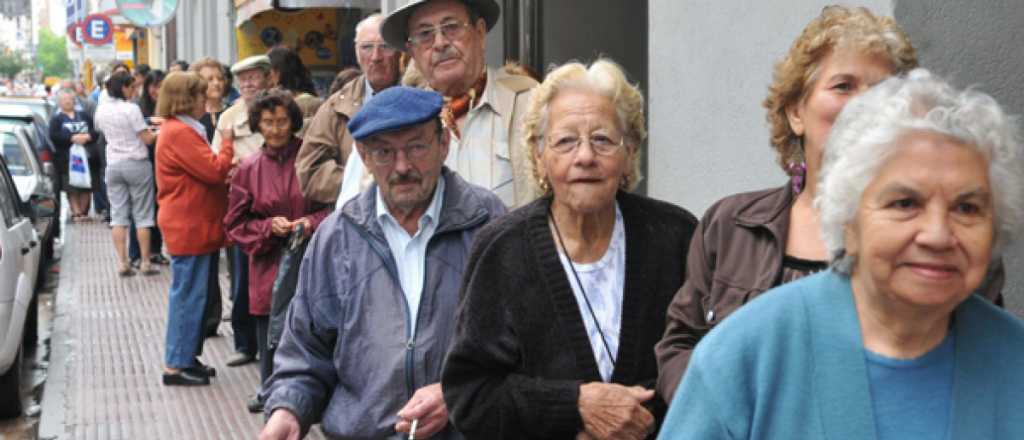 En 2026 la mitad del gasto público será en jubilaciones y pensiones