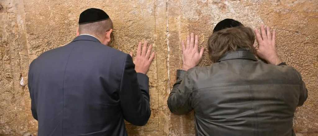 Milei visitó el Muro de los Lamentos y ratificó su apoyo a Israel