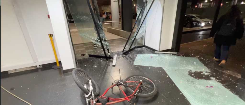 Imputaron a tres dirigentes de La Cámpora por el ataque al edificio de TN