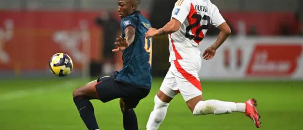 Perú no pudo con Ecuador y quedó al borde de la eliminación