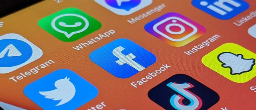 Por qu&eacute; se cayeron Spotify, WhatsApp, Google y bancos