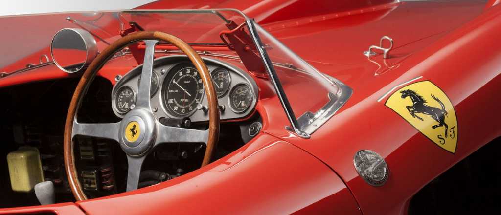 Confirmado: Messi se compr&oacute; la Ferrari m&aacute;s cara del mundo