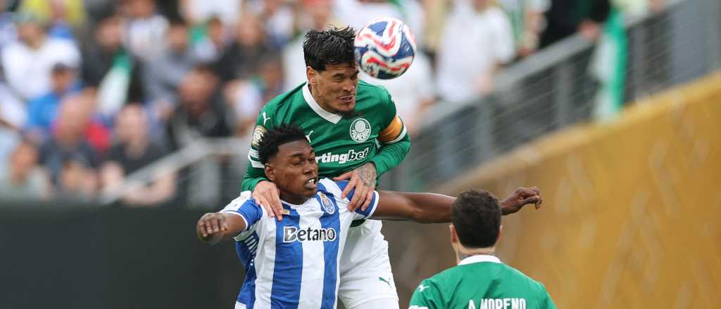 Porto y Palmeiras igualaron sin goles en el debut