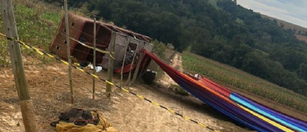Cayó un globo aerostático: murió una mujer embarazada y hay heridos