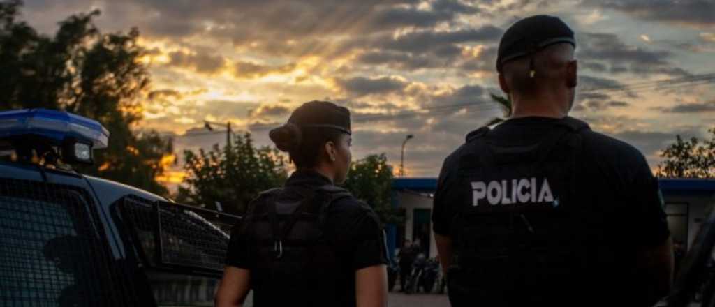 Tomaban fernet, circulaban ebrios en Las Heras y fueron detenidos