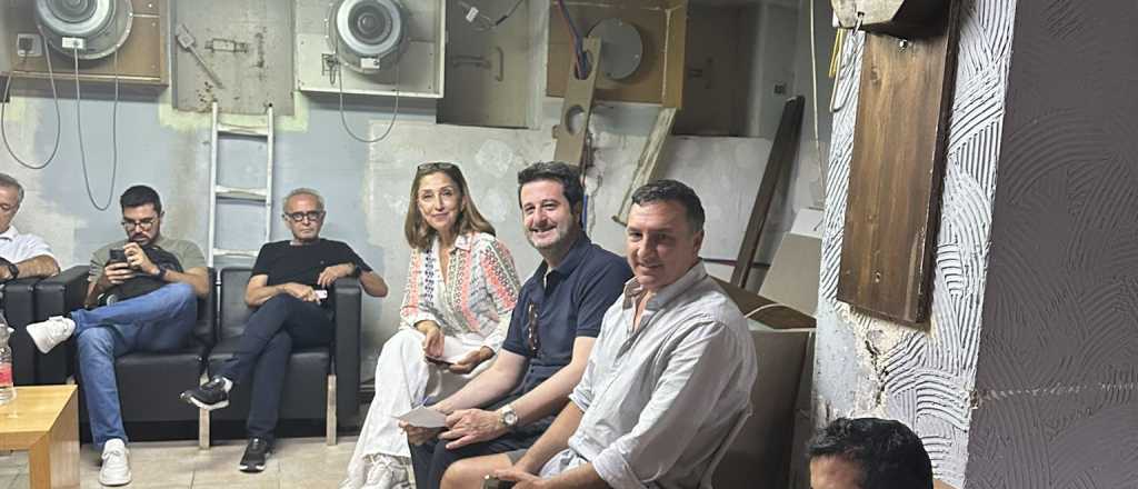 Israel evacu&oacute; por tierra a los funcionarios mendocinos varados