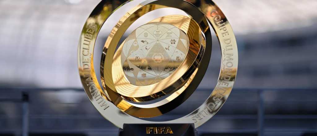 Indignado con la FIFA, pide que desaparezca el Mundial de Clubes