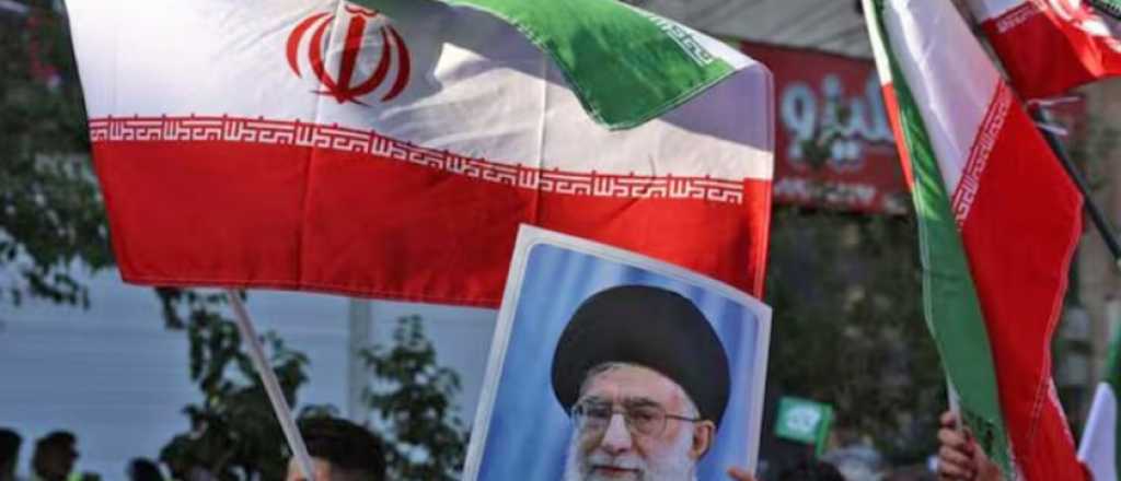 El ayatollah Khamenei aseguró que Israel "ha firmado su ruina"