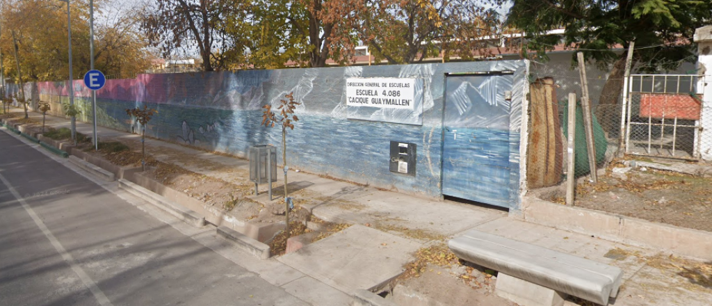 Investigan una amenaza con arma de un alumno a una docente en Guaymall&eacute;n