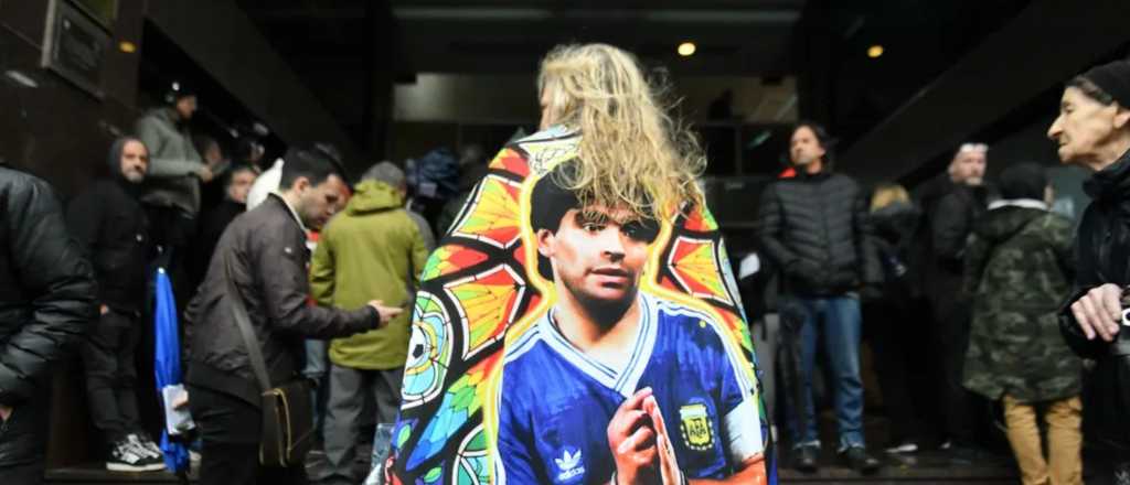 Juicio por la muerte de Maradona: qui&eacute;nes son los nuevos jueces y cu&aacute;ndo podr&iacute;a comenzar