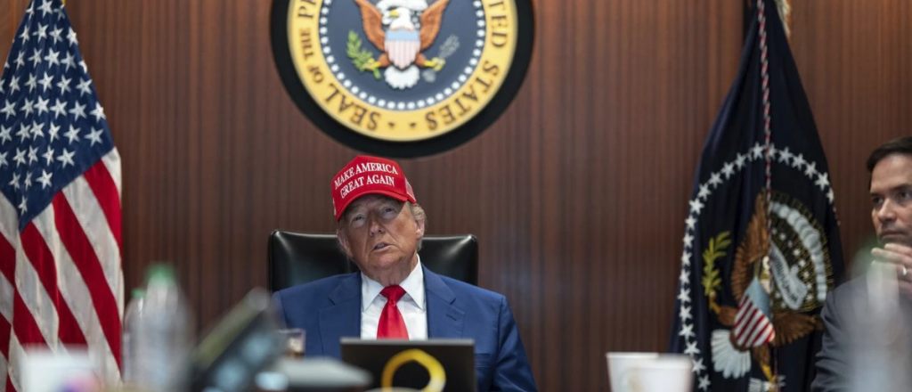 Trump cambia el Departamento de Defensa a "Guerra" en Estados Unidos