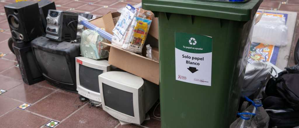 Tenés pilas y chatarra electrónica: acá podés depositarla en Ciudad