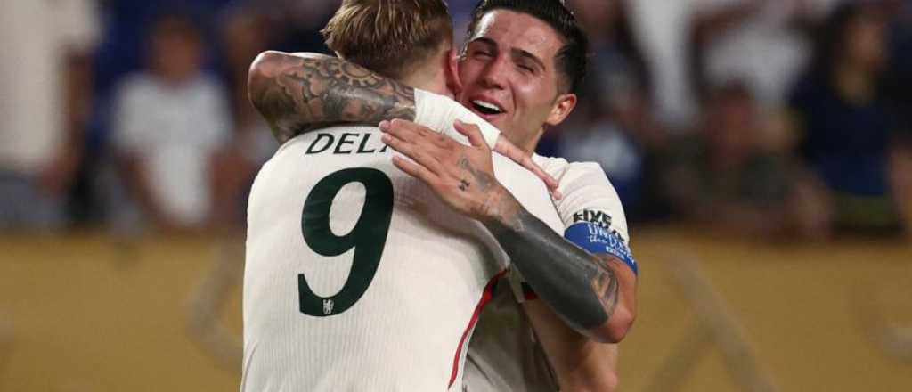 Con un gran Enzo Fernández, Chelsea ganó y se clasificó