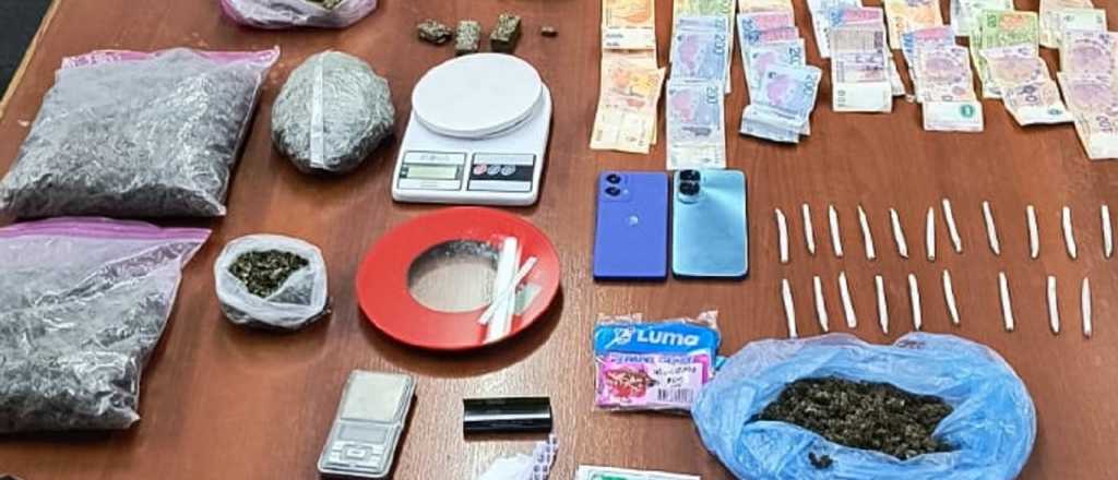 La Polic&iacute;a descubri&oacute; dos mini kiosquitos de venta de droga en Las Heras
