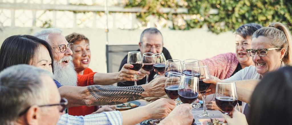 Por qué la sobremesa puede mejorar tu salud y tu felicidad