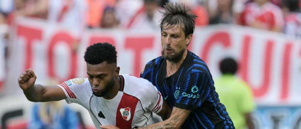 &iquest;Fue penal? La jugada que reclam&oacute; todo River