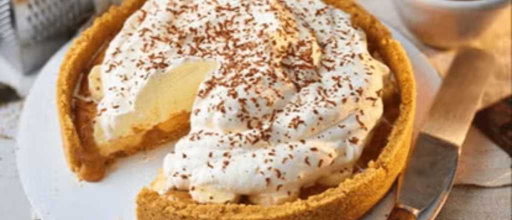 C&oacute;mo preparar una tarta de banana, dulce de leche y crema en simples pasos